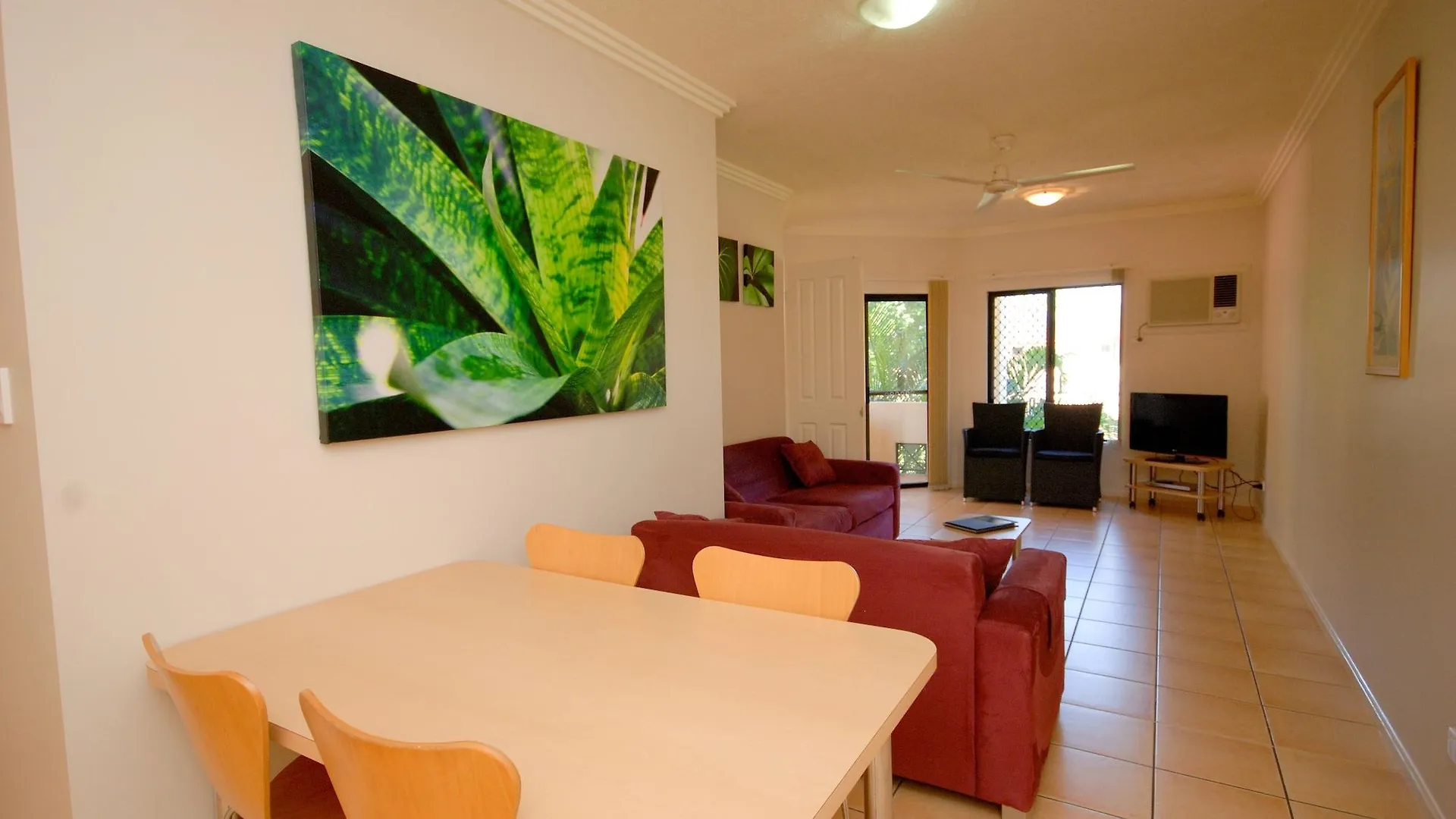 City Plaza Apartments Cairns 4*,  Australia